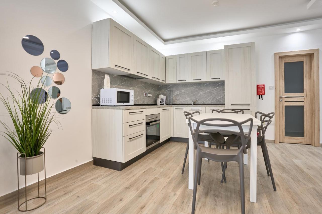 Highly Finished * Gzira