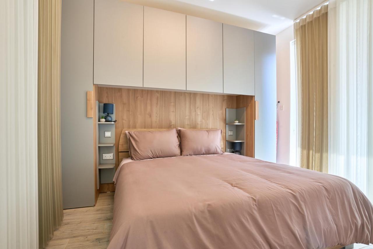 Highly Finished * Gzira